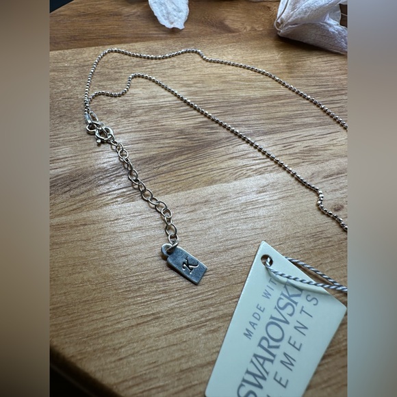 Swarovski crystal heart pendant in Sterling Silver NEW - Picture 2 of 8